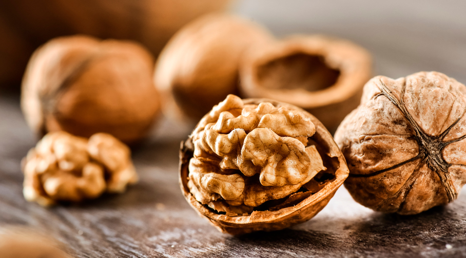 Benefits of Eating Walnuts